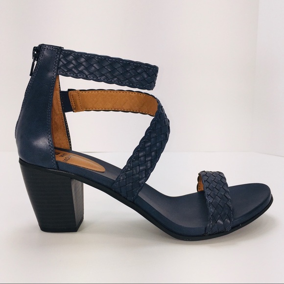 white mountain sundown dress sandals